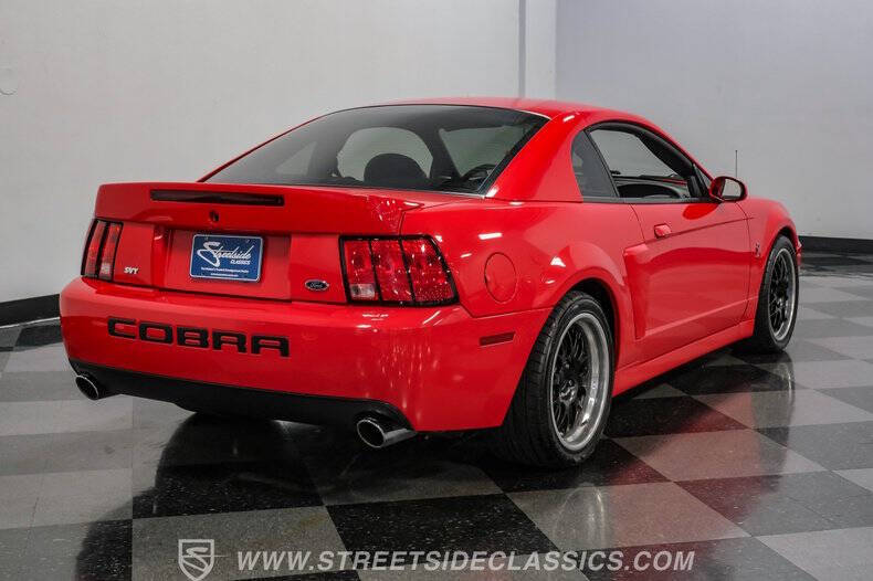 2004 Ford Mustang SVT Cobra