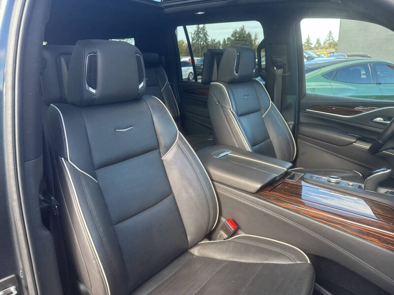 2021 Cadillac Escalade ESV Premium Luxury