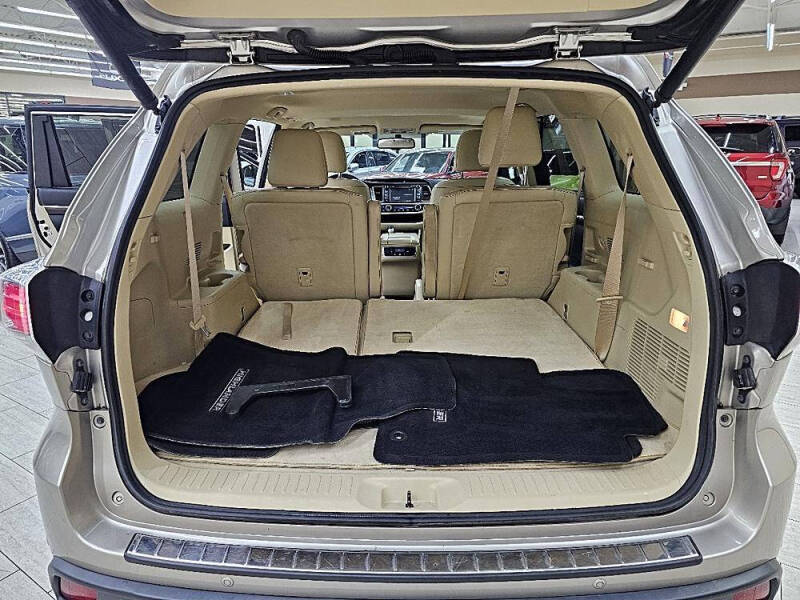 2016 Toyota Highlander