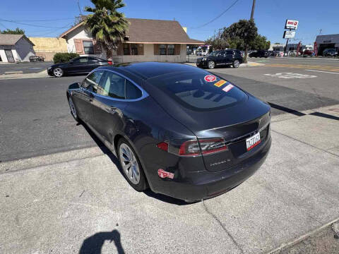 2016 Tesla Model S