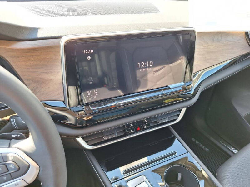 2026 Volkswagen Atlas SE