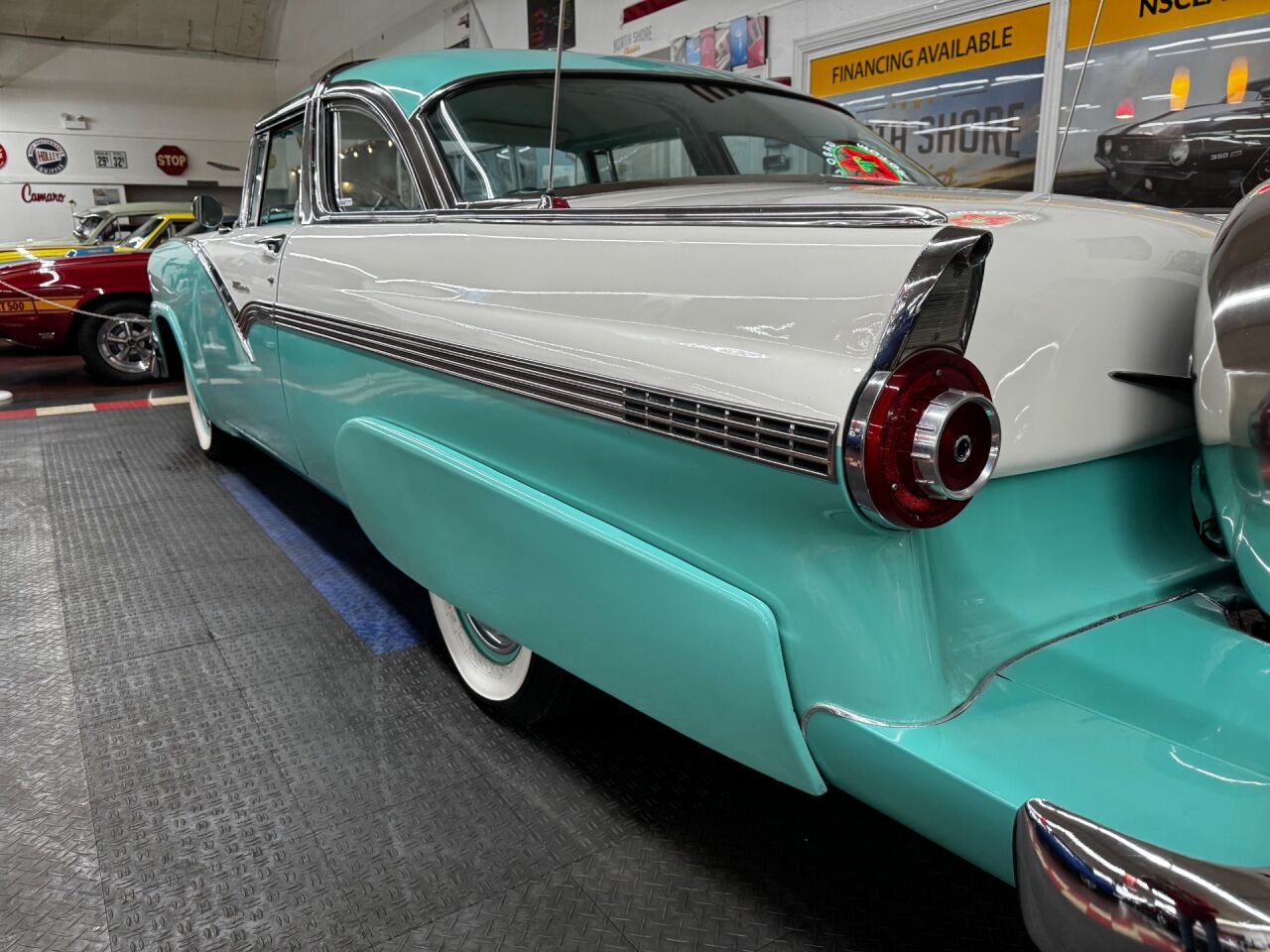 1956 Ford Crown Victoria 27