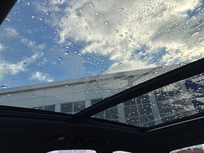 2026 Volvo XC60 B5 Ultra Black Edition