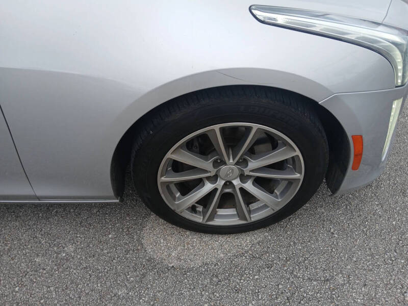 2017 Cadillac CTS 2.0T Luxury