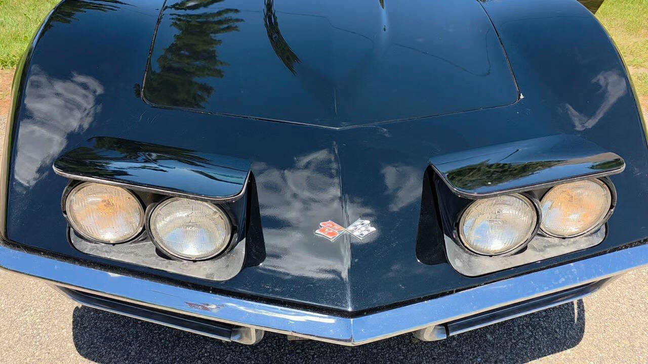 1968 Chevrolet Corvette 221