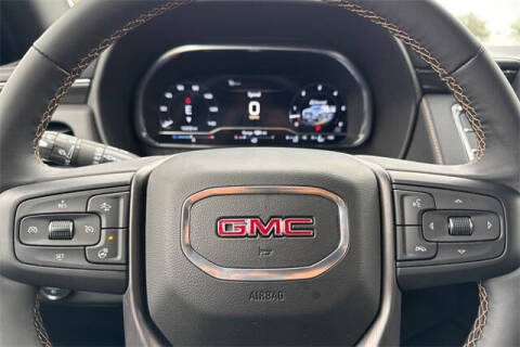 2023 GMC Yukon XL AT4