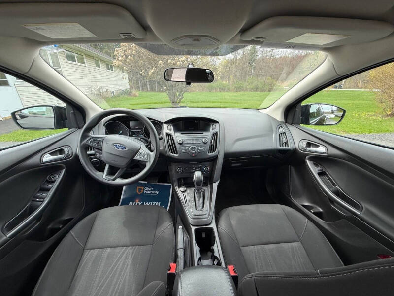 2017 Ford Focus SE