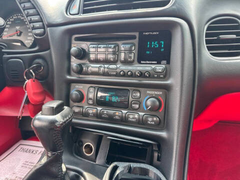 2004 Chevrolet Corvette