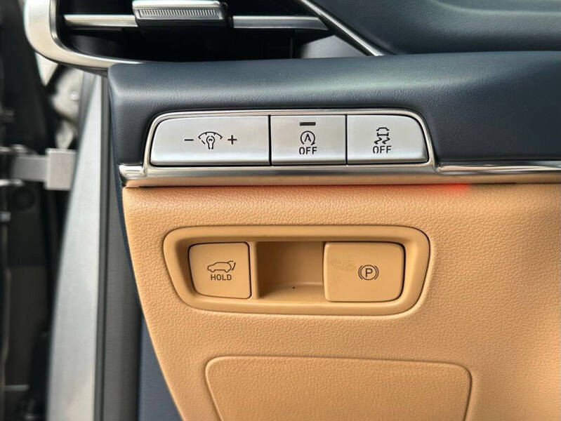 2023 Genesis GV80 2.5T