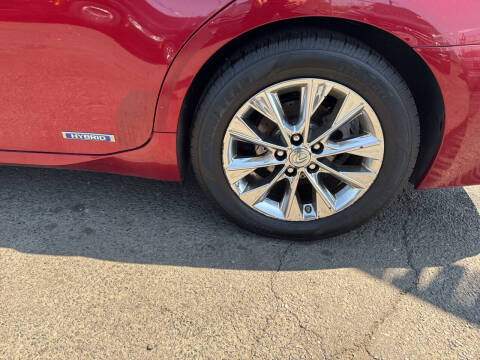 2014 Lexus ES 300h