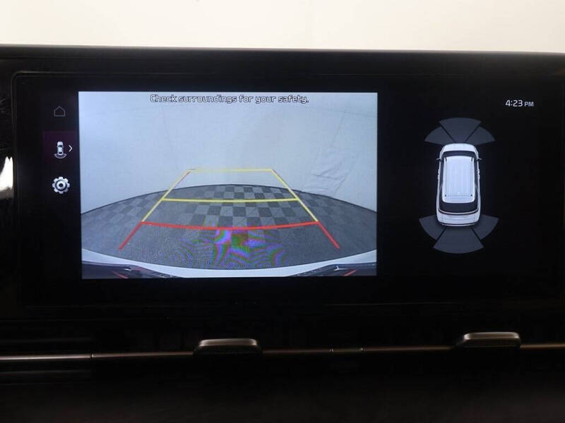 2023 Kia Carnival EX