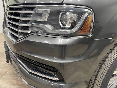 2016 Lincoln Navigator Select