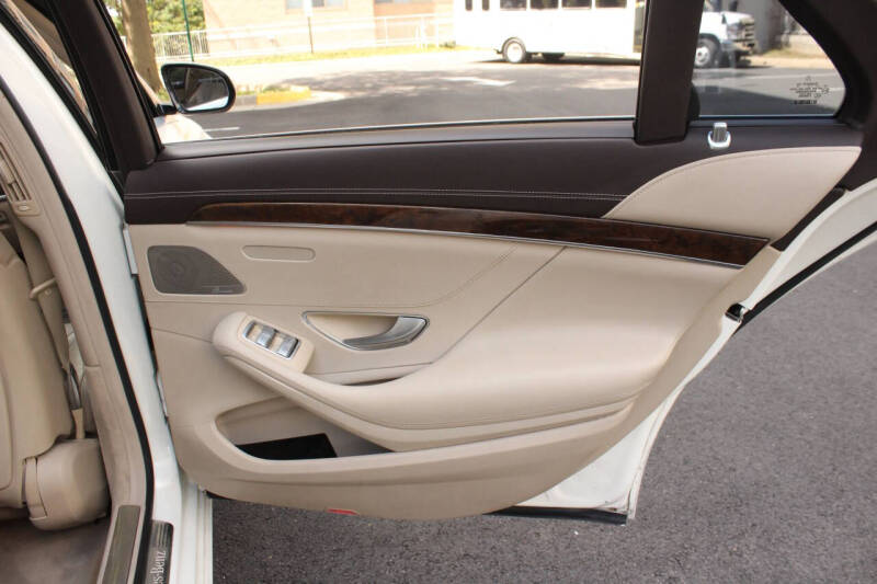 2015 Mercedes-Benz S-Class S 550