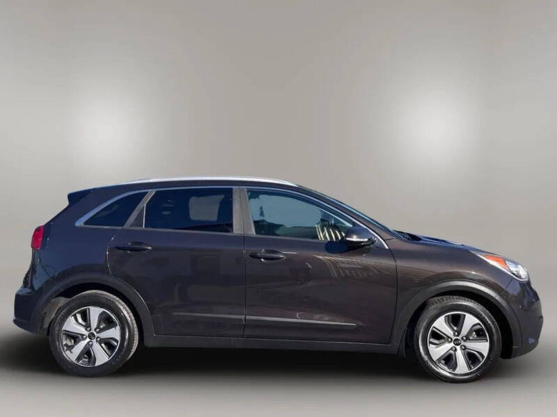 2017 Kia Niro EX