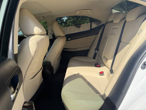2016 Lexus IS 200t