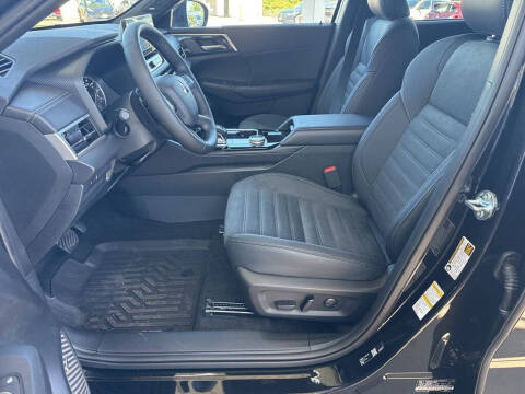 2026 Mitsubishi Outlander LE