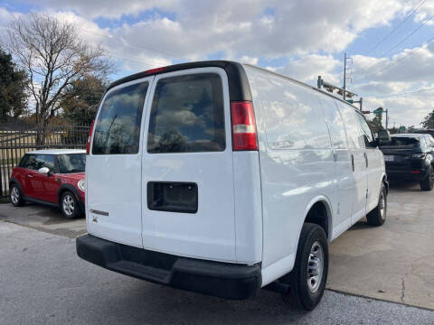 2018 Chevrolet Express 2500