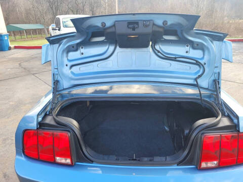 2006 Ford Mustang GT Deluxe
