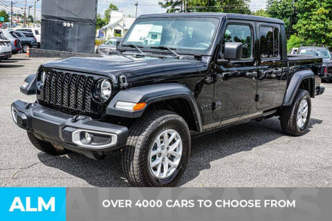 2023 Jeep Gladiator Sport