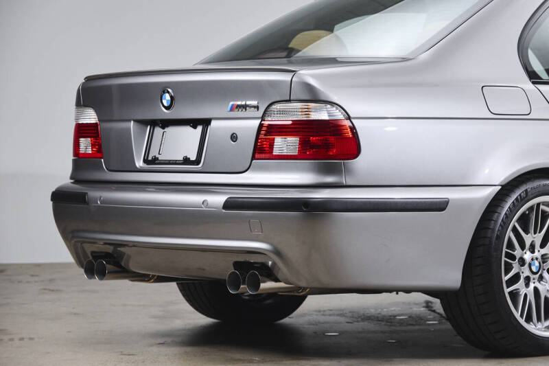 2003 BMW M5