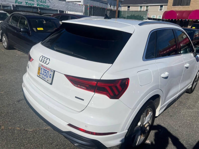 2019 Audi Q3 quattro S line Prem Plus 45 TFSI