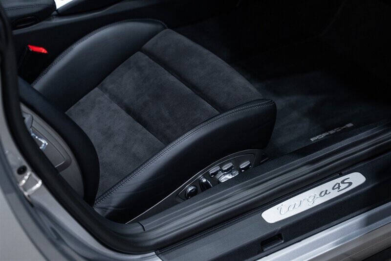 2017 Porsche 911 Targa 4S