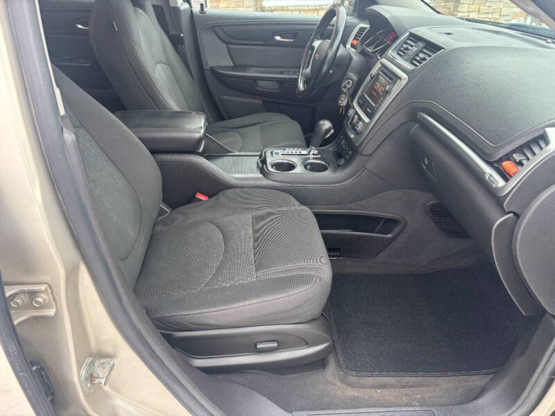 2014 GMC Acadia SLE-2