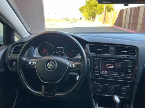 2019 Volkswagen Golf SportWagen