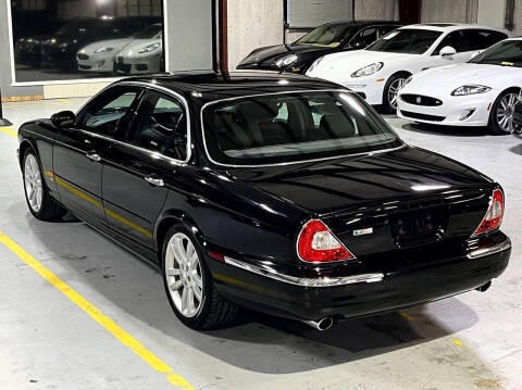 2004 Jaguar XJR