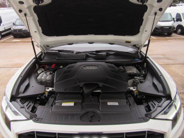 2022 Audi Q8 quattro Premium 55 TFSI