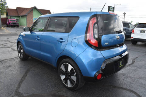 2016 Kia Soul +