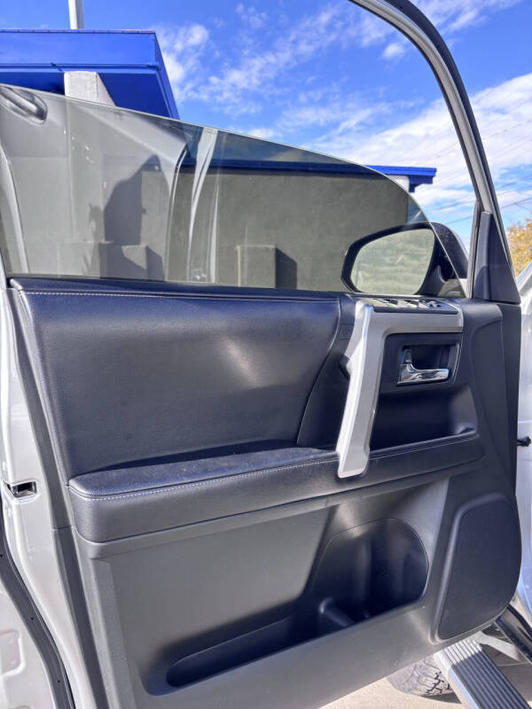 2017 Toyota 4Runner SR5 Premium