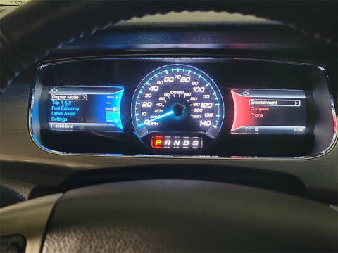 2016 Ford Taurus SEL