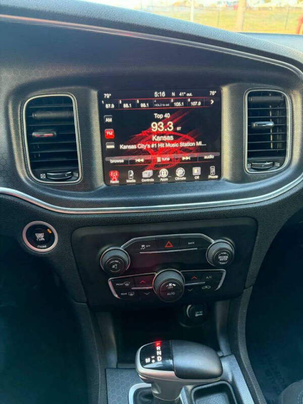 2015 Dodge Charger SXT