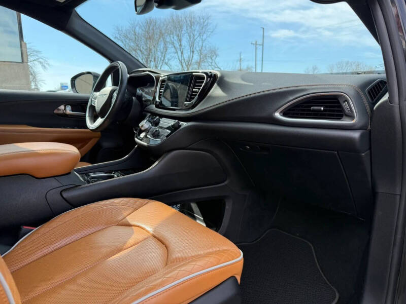 2021 Chrysler Pacifica Hybrid Pinnacle