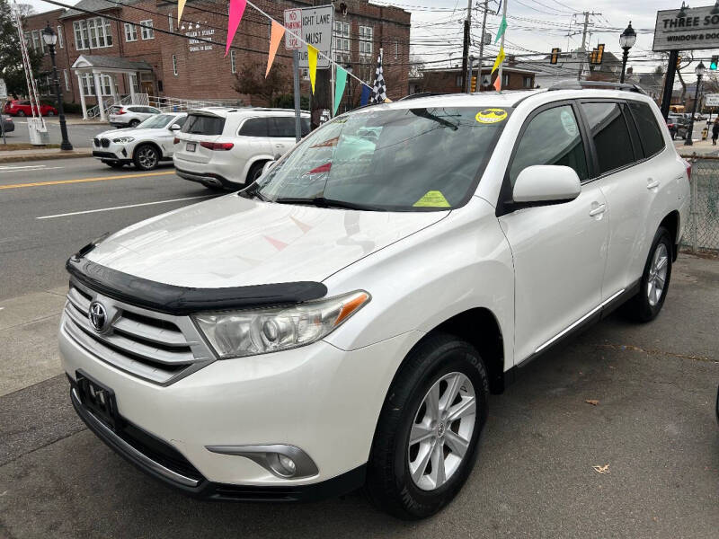 2012 Toyota Highlander SE