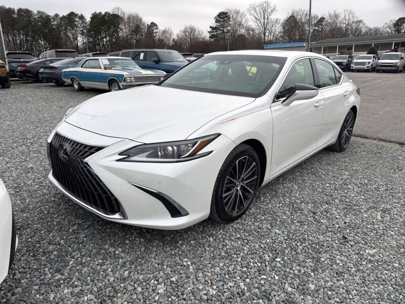 2023 Lexus ES 300h