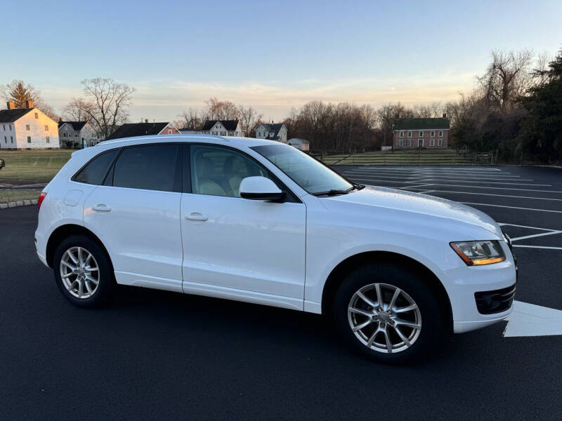 2010 Audi Q5 Premium photo 16