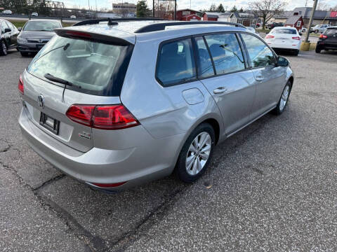 2017 Volkswagen Golf SportWagen TSI S 4Motion