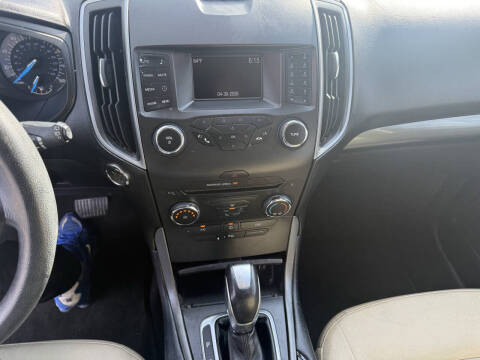 2016 Ford Edge SE