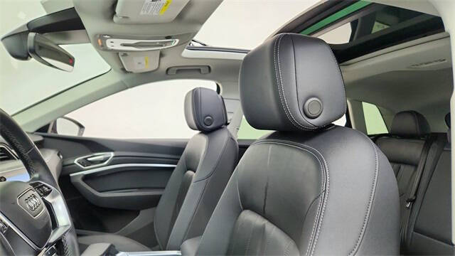 2024 Audi Q8 e-tron quattro Premium