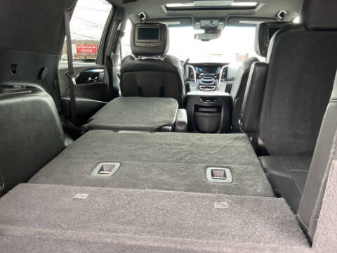 2016 Cadillac Escalade Platinum