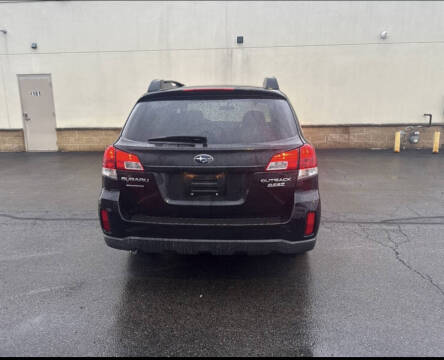 2010 Subaru Outback 2.5i Limited