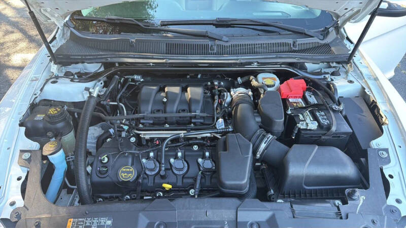 2017 Ford Taurus Limited