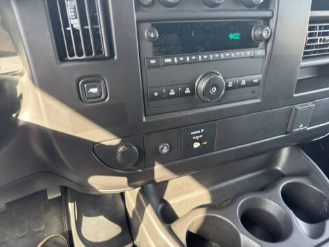2024 Chevrolet Express 2500