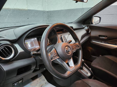 2020 Nissan Kicks SV