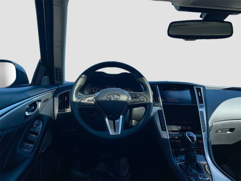 2023 Infiniti Q50 Luxe