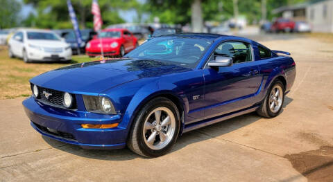 2006 Ford Mustang for sale at Dallas Auto Mart in Dallas GA