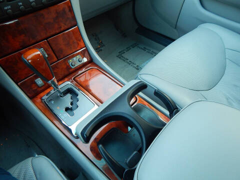 2005 Lexus LS 430