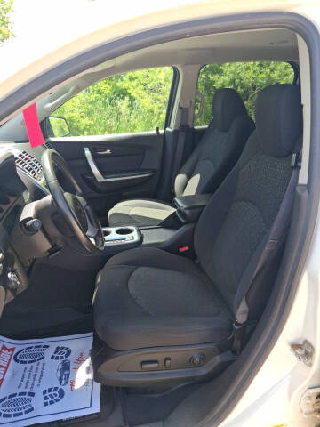 2011 GMC Acadia SLE